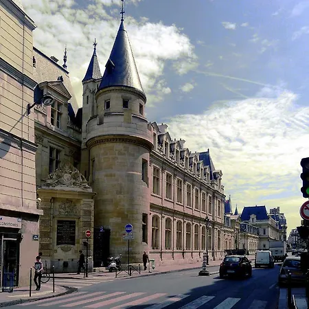 Architect's Triplex - Marais Appartamento